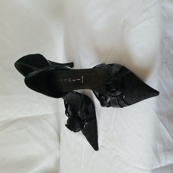 Designer Pump - Picture 4 of 10